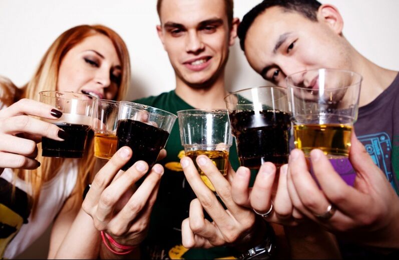 Rien ne contribue au développement de l'alcoolisme en tant que culture de l'ivresse